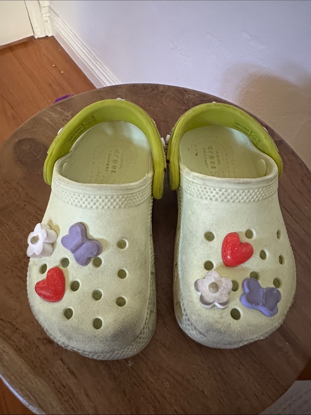Crocs Girls | Sandals size: 8